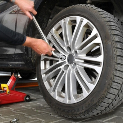 Домкрати: види, особливості, застосування