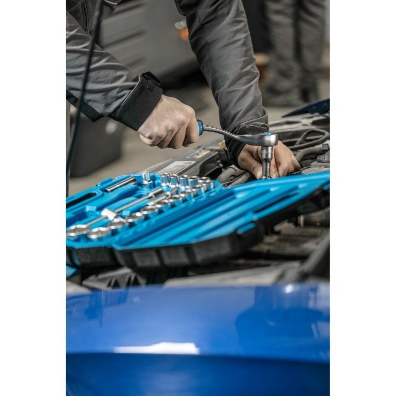 Набір інструментів 1/2" 24шт CrV CrMo 24шт Hogert у кейсі (HT1R410)