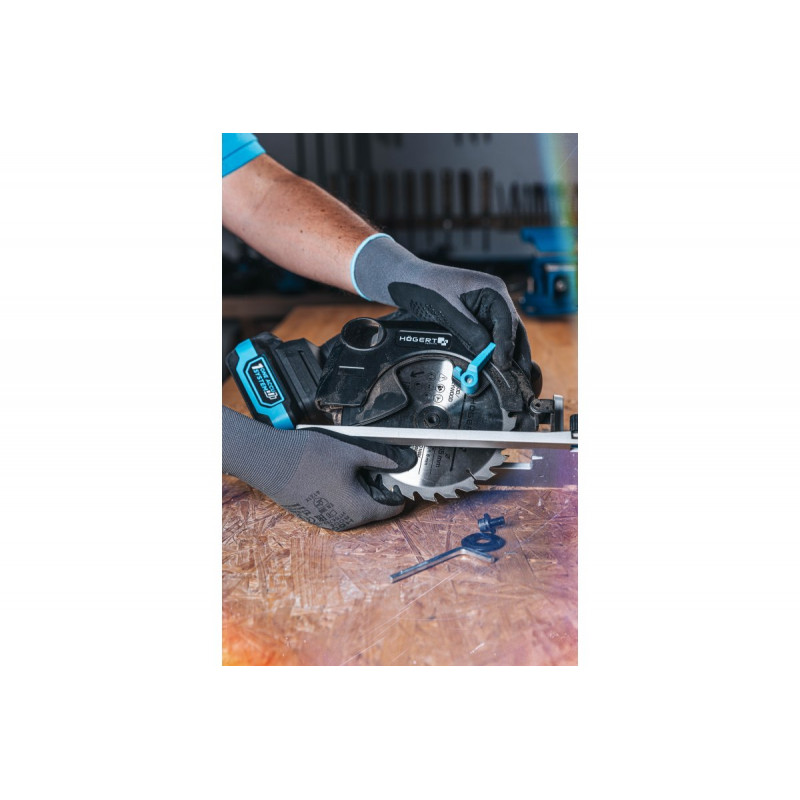 Циркулярна пила Hogert 18В акумуляторна безщіткова (HT2E235-0CS)
