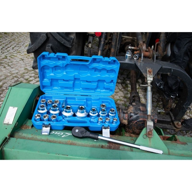 Набір інструментів 1″ 3/4″ 26шт CrV Hogert у кейсі (HT1R511)