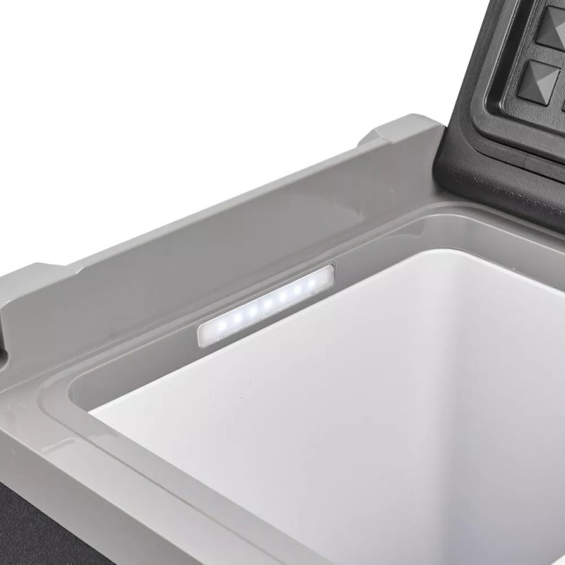 Портативный холодильник компрессорный 47л BREVIA автохолодильник с автономной работой пластиковый 12/24В 220В (22660)