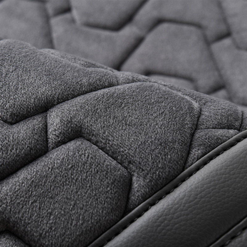 Накидки на сидіння авто преміум передні та задні преміум класу Beltex Chicago комплект чорний (BX85100)