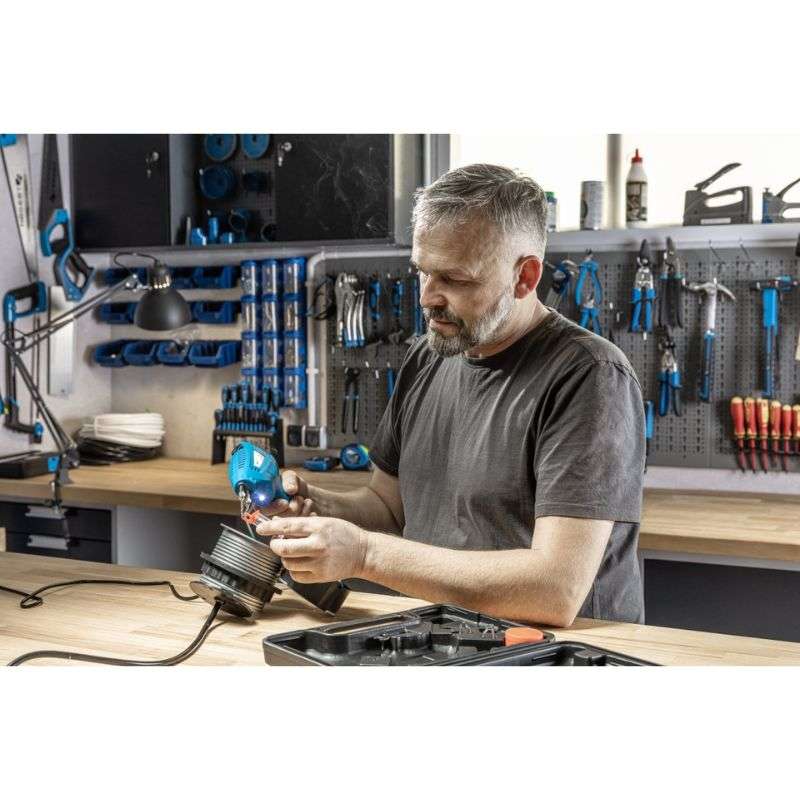 Паяльник електричний 200W 500°C Hogert 50Гц 220В зі знімним жалом в кейсі (HT2C311)